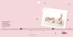 Geboortekaartje lichtroze met hartjes en foto Achterkant/Voorkant